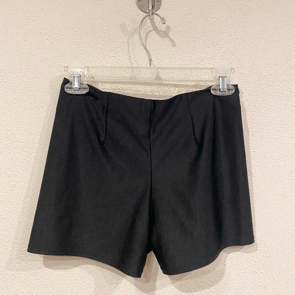 Angel Brinks Zip Up Shorts Size Large EUC - Picture 4 of 4